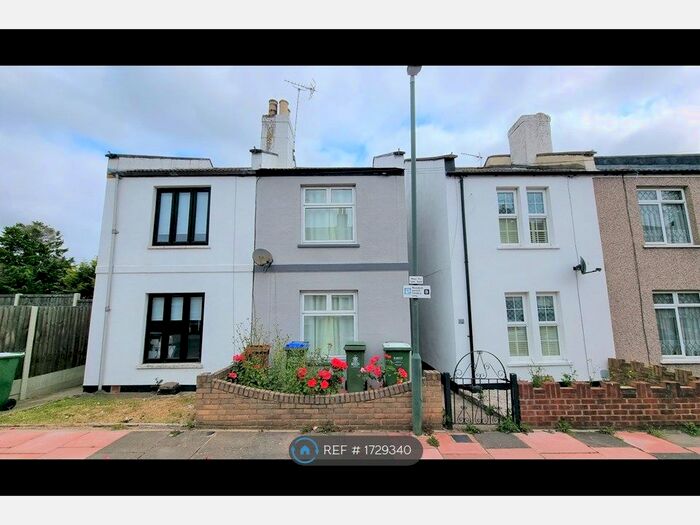 2 Bedroom Terraced House To Rent In Stanley Road, Sidcup, DA14