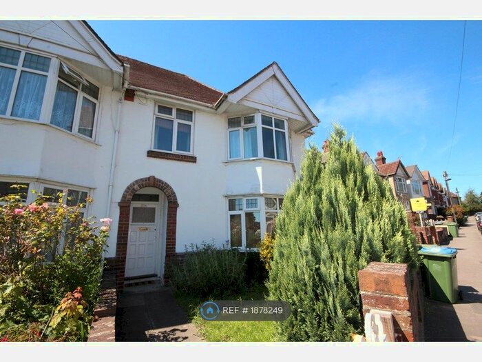 3 Bedroom Semi-Detached House To Rent In Tennyson Road, Southampton, SO17