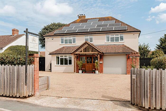 5 Bedroom Detached House For Sale In New Street, Ash, Canterbury, CT3