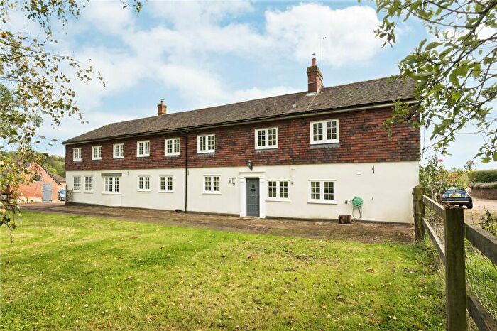 4 Bedroom Detached House To Rent In Knightons Lane, Dunsfold, Godalming, Surrey, GU8