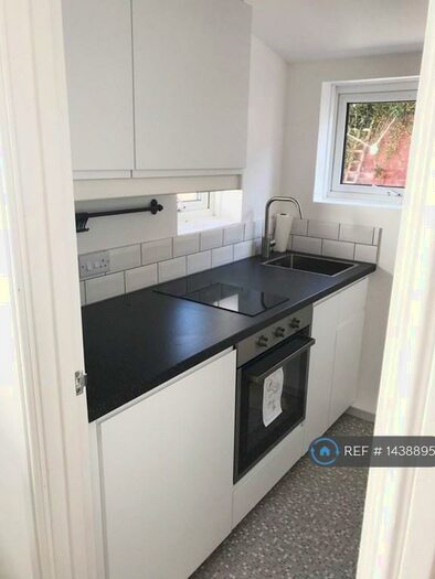 1 Bedroom Flat To Rent In Raleigh Road, Exeter, EX1