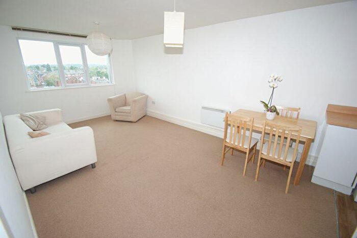 1 Bedroom Apartment To Rent In High Point, Noel Street, NG7