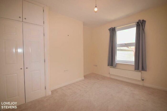 1 Bedroom Maisonette To Rent In West Street, Newbury, RG14