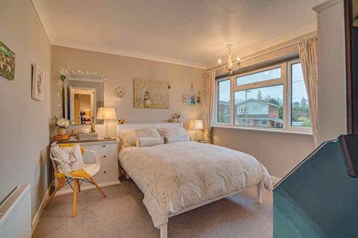 4 Bedroom Detached House For Sale In St. Pauls Road, Sarisbury Green, SO31