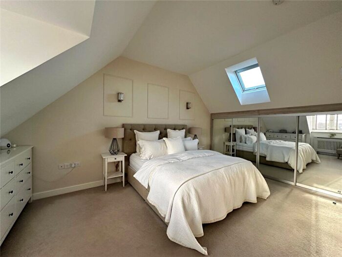 3 Bedroom Semi Detached House For Sale In Edmett Way, Maidstone, Kent, ME17