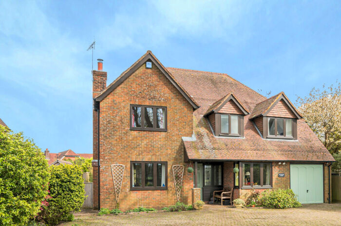 4 Bedroom Detached House For Sale In Church Street, Ropley, Alresford, Hampshire, SO24