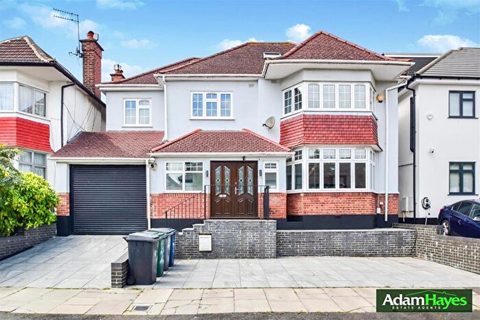 7 Bedroom Detached House To Rent In Foscote Road, Hendon, NW4