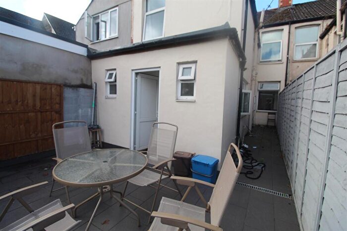 1 Bedroom House To Rent In North Road, Cathays, Cardiff, CF10