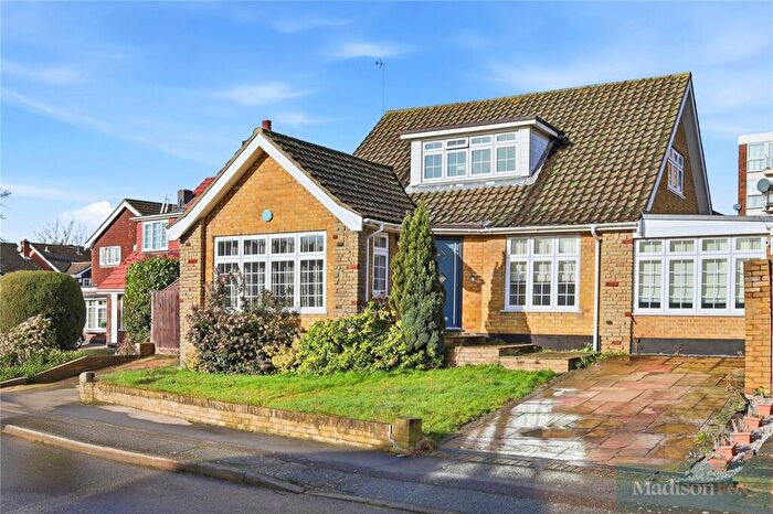 4 Bedroom Bungalow For Sale In The Terlings, Brentwood, Essex, CM14