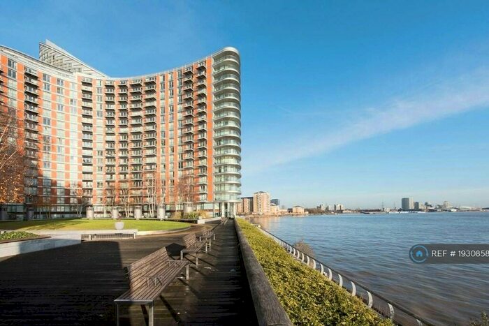 3 Bedroom Flat To Rent In New Providence Wharf, London, E14