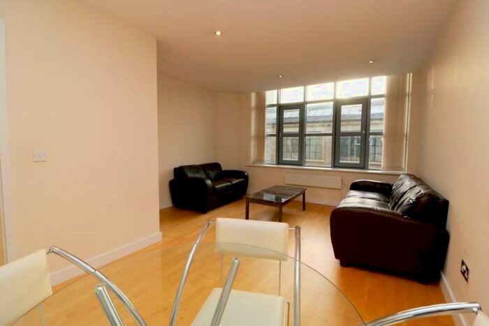 2 Bedroom Apartment To Rent In Merchants Court, Little Germany, BD1
