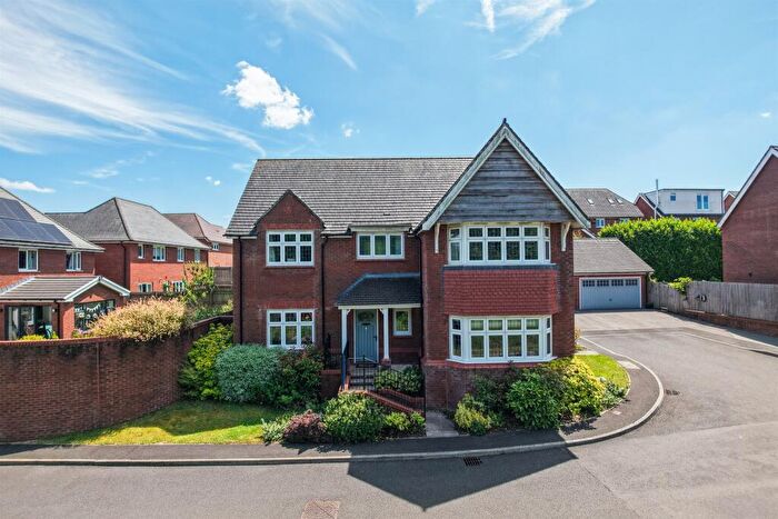 4 Bedroom Detached House For Sale In Clos Goch, Pentyrch, Cardiff, CF15