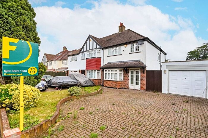 3 Bedroom Property To Rent In Woodbury Drive, Sutton, SM2