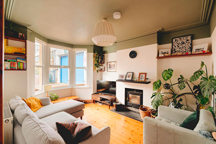 4 Bedroom End Of Terrace House For Sale In Hope Road, Bedminster, Bristol, BS3