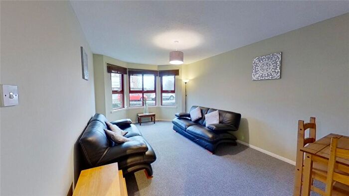 2 Bedroom Flat To Rent In Harrismith Place, Edinburgh, EH7