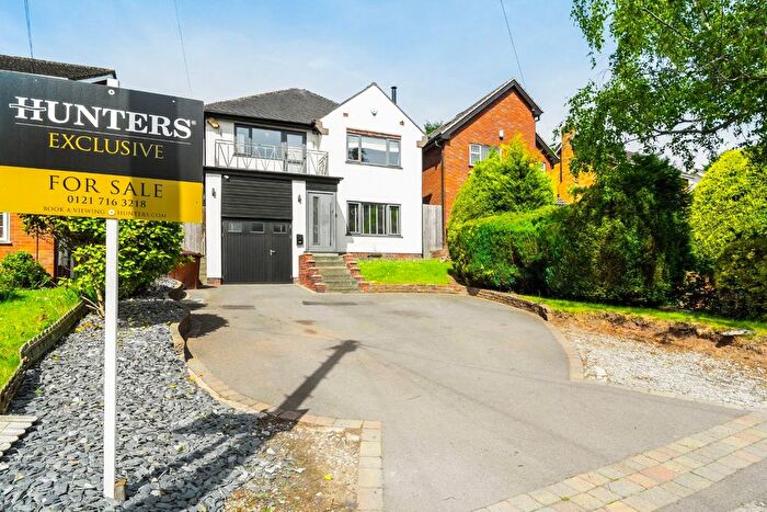 4 Bedroom Detached House For Sale In Stourbridge Road, Catshill, Bromsgrove, B61