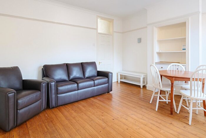 4 Bedroom Terraced House To Rent In B Downend Road, Fishponds, Bristol, BS16