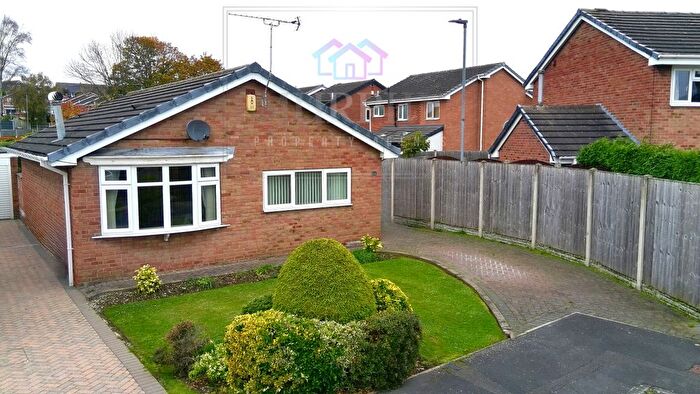 2 Bedroom Bungalow For Sale In Royal Court, Pontefract, West Yorkshire, WF8