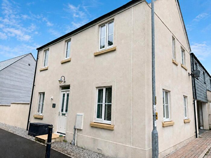 3 Bedroom Semi Detached House For Sale In Farriers Green, Camelford, Cornwall, PL32