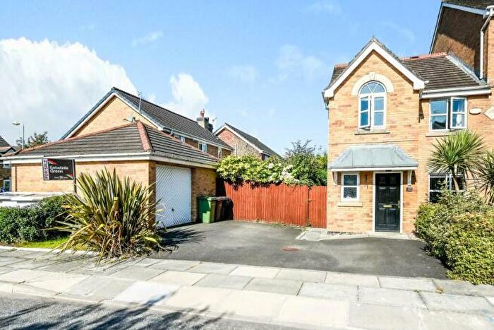 3 Bedroom End Of Terrace House To Rent In Dapple Heath Avenue, L31