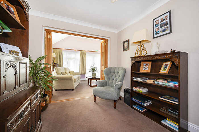 2 Bedroom Detached Bungalow For Sale In Leavenheath, Suffolk, CO6