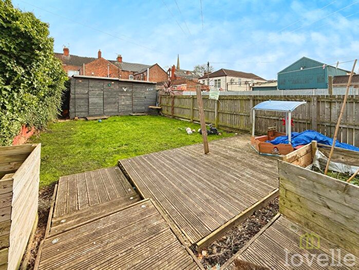 3 Bedroom Semi-Detached House For Sale In Wall Street, Gainsborough, DN21