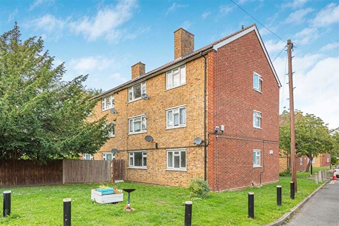 2 Bedroom Flat For Sale In Rathmell Drive, Clapham, SW4