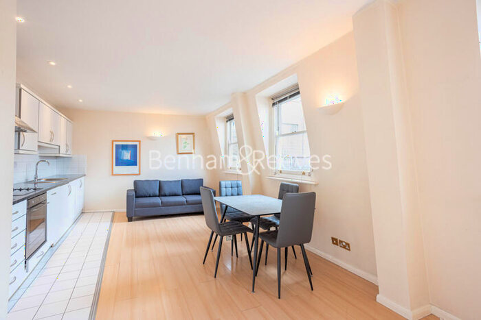 1 Bedroom Apartment To Rent In West Smithfield, City, EC1A