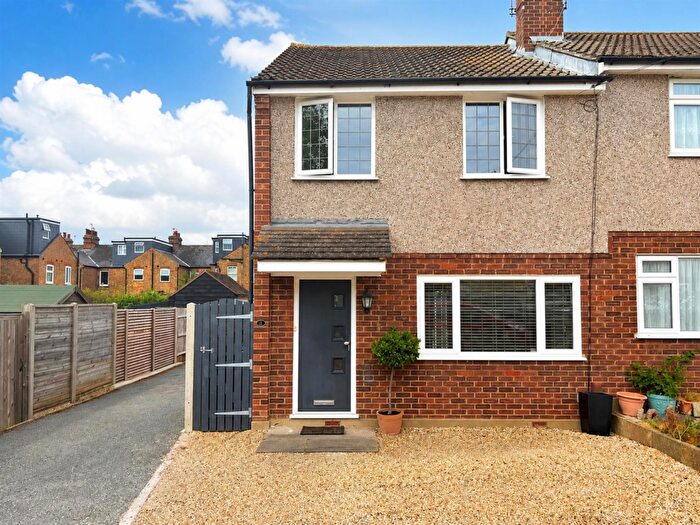 3 Bedroom End Of Terrace House For Sale In Nursery Gardens, Ware, SG12