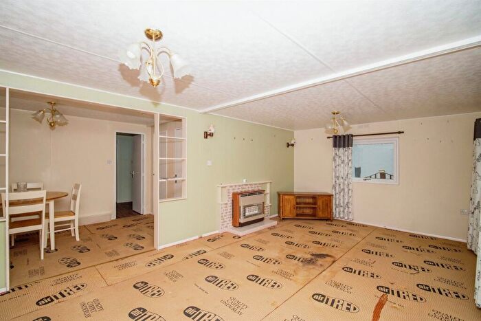 2 Bedroom Park Home For Sale In Oaklands Park, Crossways, Dorchester, DT2