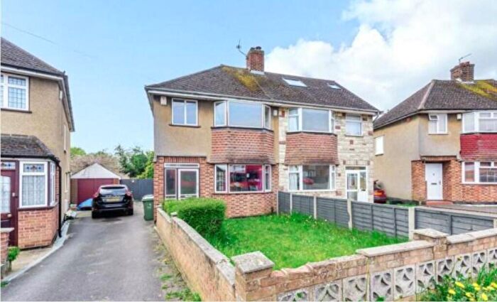 3 Bedroom Semi-Detached House For Sale In Herschel Crescent, Oxford, OX4