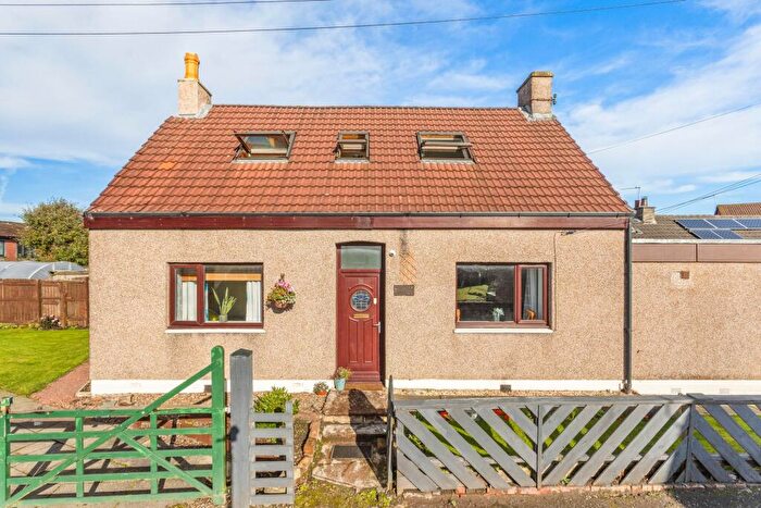 3 Bedroom Detached House For Sale In Earl's Place, Fauldhouse, EH47
