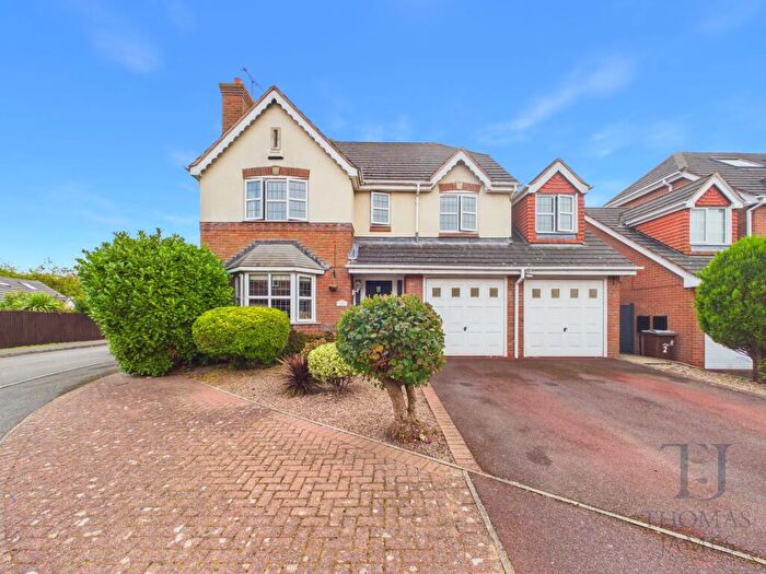 5 Bedroom Detached House For Sale In Chancery Court, Wilford, NG11