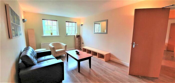 2 Bedroom Flat To Rent In Hoole Lane, Wharton Court, Chester, CH2