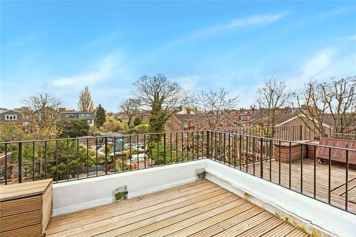 1 Bedroom Flat To Rent In Claremont, Fontenoy Road, London, SW12