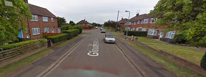 2 Bedroom Flat To Rent In Gloucester Crescent, Rushden, Northamptonshire, NN10