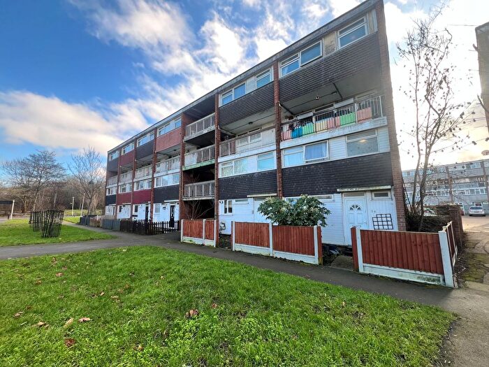 3 Bedroom Property To Rent In Lincoln Road, Basildon, SS14