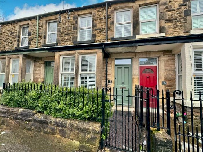 2 Bedroom Terraced House To Rent In Strawberry Dale, Harrogate, HG1