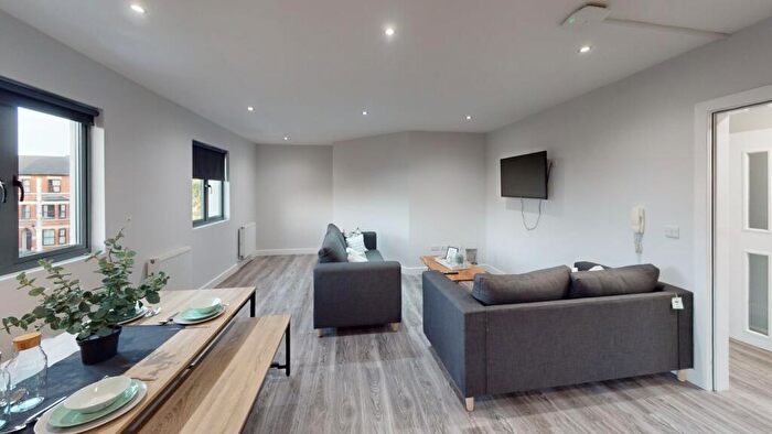 8 Bedroom Flat To Rent In Terrace Street, Nottingham, Nottinghamshire, NG7