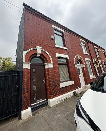 2 Bedroom End Of Terrace House To Rent In Canterbury Street, Ashton Under Lyne, OL6