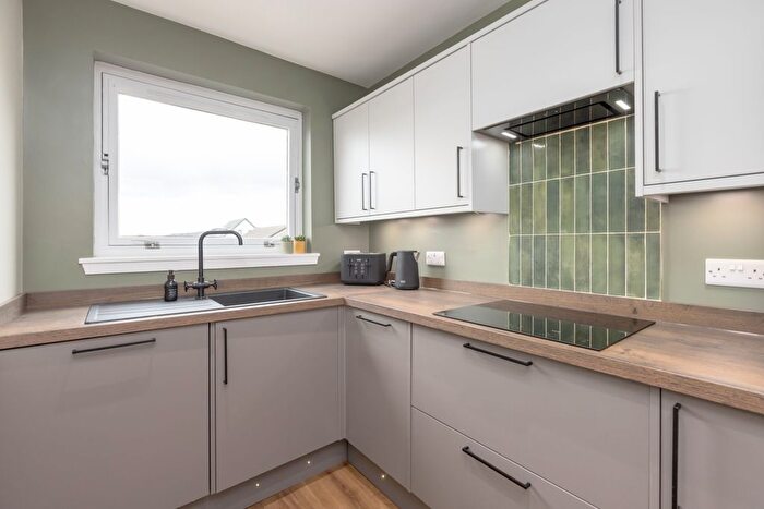 1 Bedroom Flat For Sale In / Hutchison Road, Edinburgh, EH14