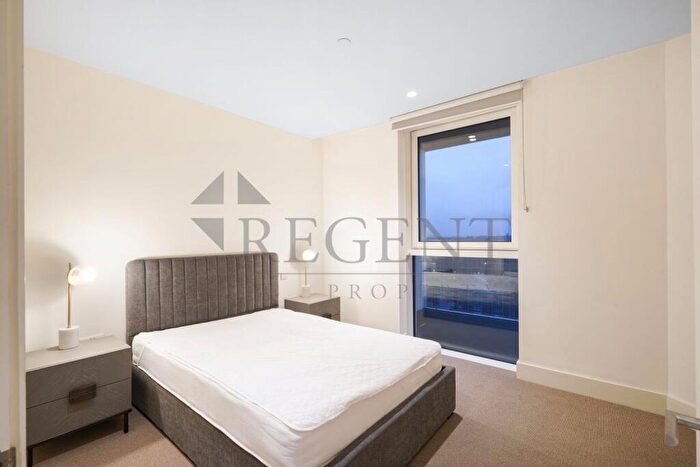 2 Bedroom Apartment To Rent In Hale Works, Daneland Walk, N17