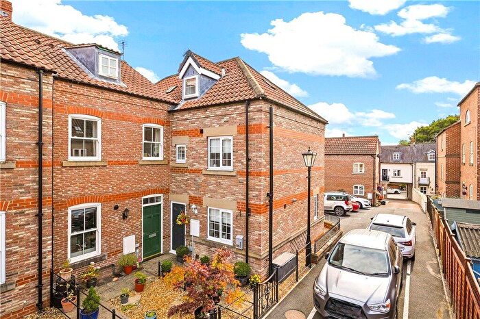 3 Bedroom Semi-Detached House For Sale In Stammergate Court, Ripon, North Yorkshire, HG4