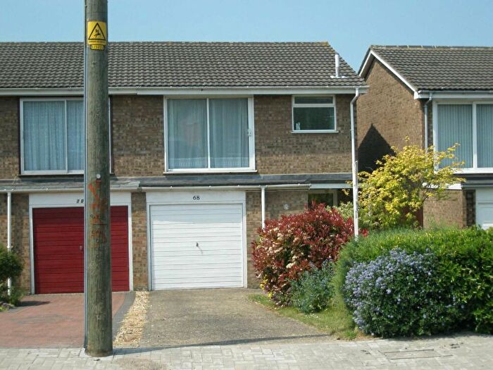 3 Bedroom End Of Terrace House To Rent In Glentrammon Road, Orpington, BR6