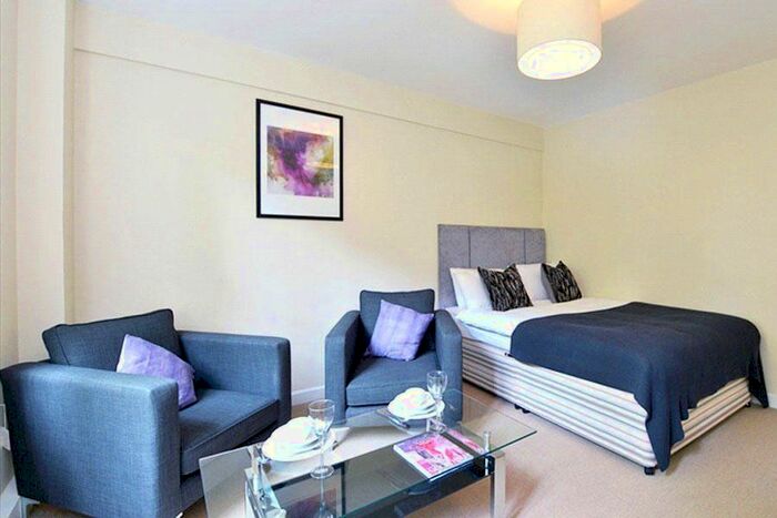 Studio To Rent In Hill Street, Mayfair W1J