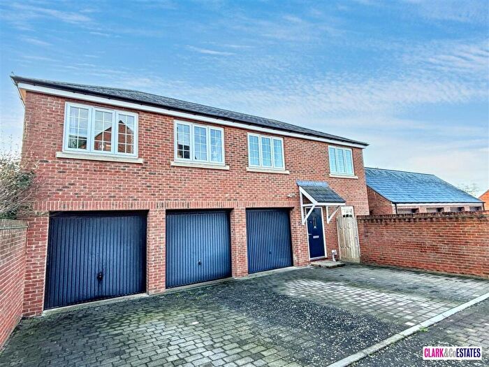 2 Bedroom Property For Sale In Pebblebed Close, Exeter, EX2