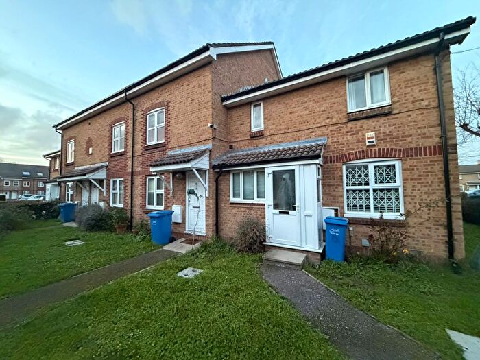 1 Bedroom Town House To Rent In Burnell Walk, London, SE1