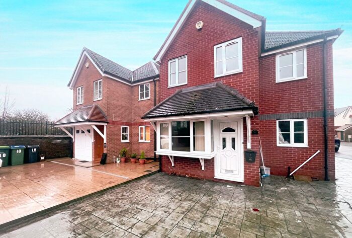 4 Bedroom Property To Rent In Heritage Way, Tipton, DY4