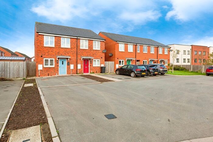 2 Bedroom Semi Detached House For Sale In Station View, Nuneaton, CV11