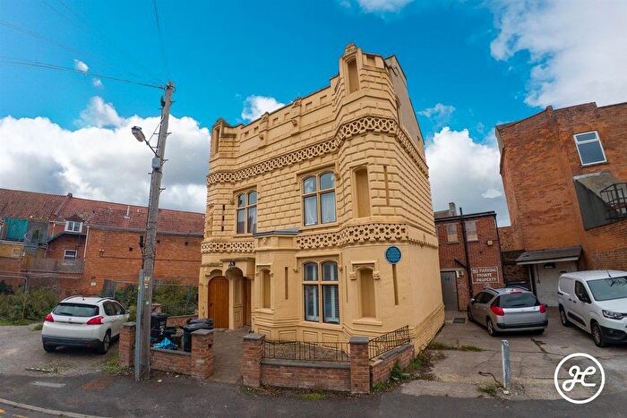 1 Bedroom Flat For Sale In Queen Street, Bridgwater, TA6
